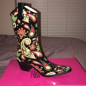 Corky’s Rubber Boots